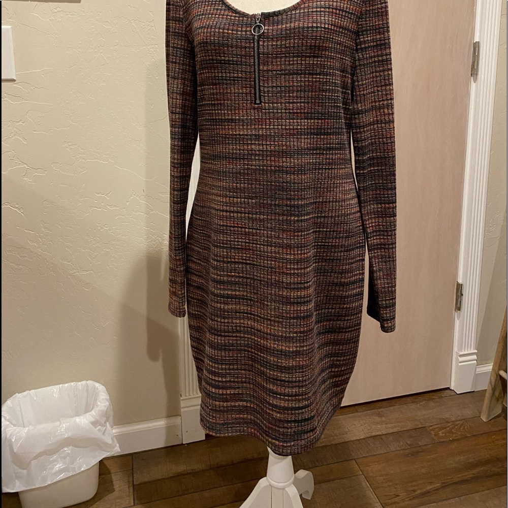 New dress worn a couple of times, perfect